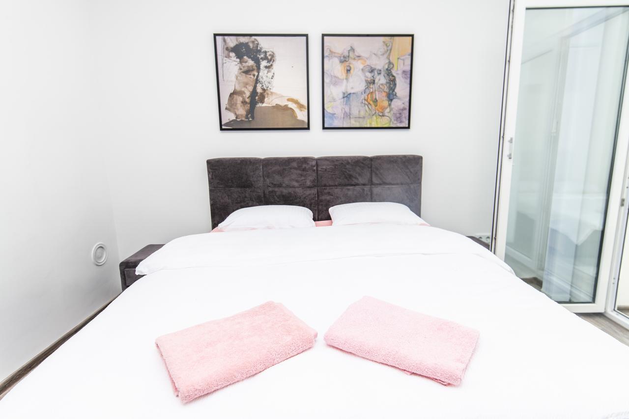 Modern In The Heart Of The Center! Appartamento Sarajevo